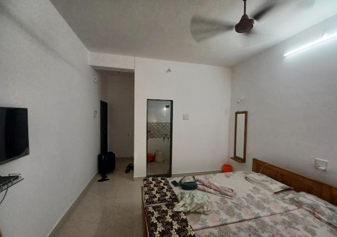 Bapat Niwas Home Stay Ganpatipule Exteriér fotografie